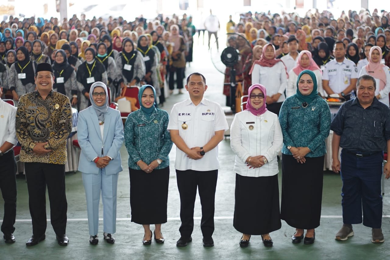 Bupati Labuhanbatu Buka Sosialisasi Penguatan Kelembagaan Kader Posyandu