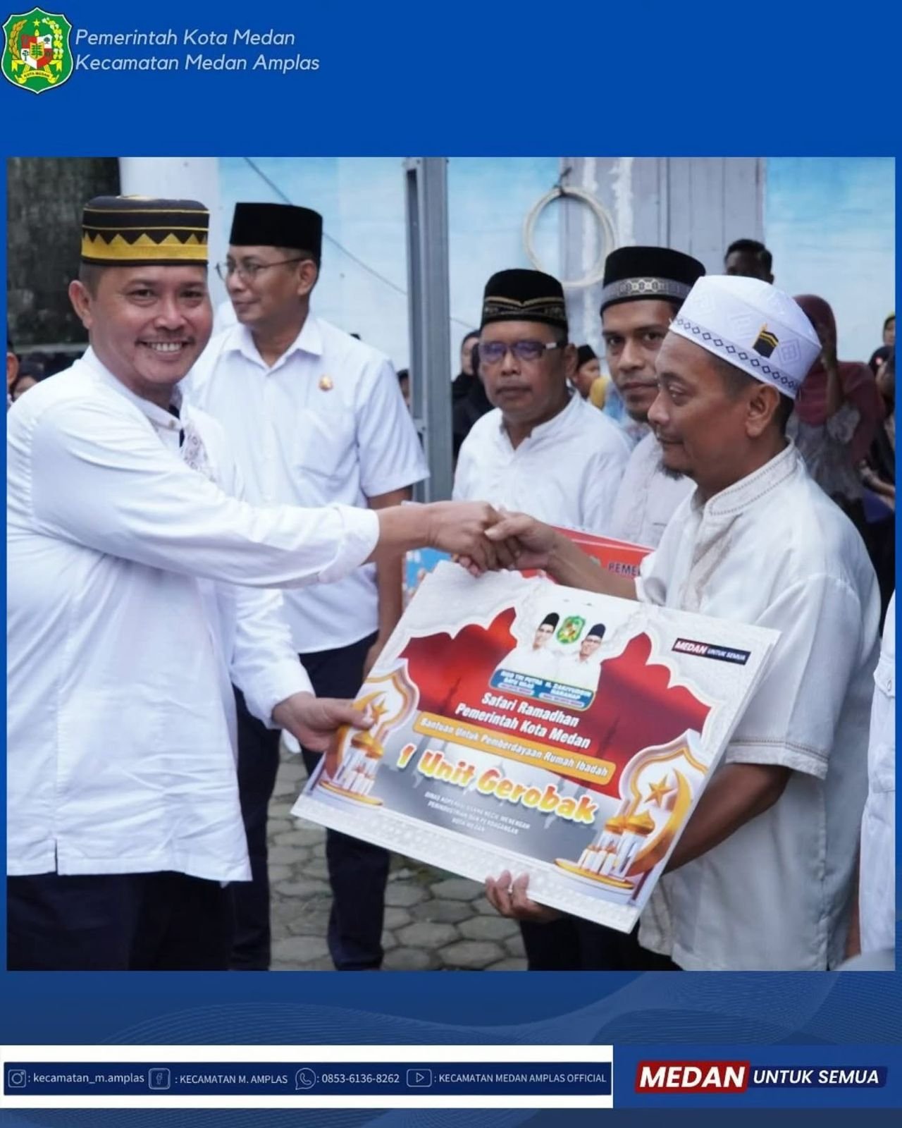 Wakil Wali Kota Medan Serahkan Bantuan Pemko untuk Pembangunan Rumah Ibadah dan Paket Ramadan