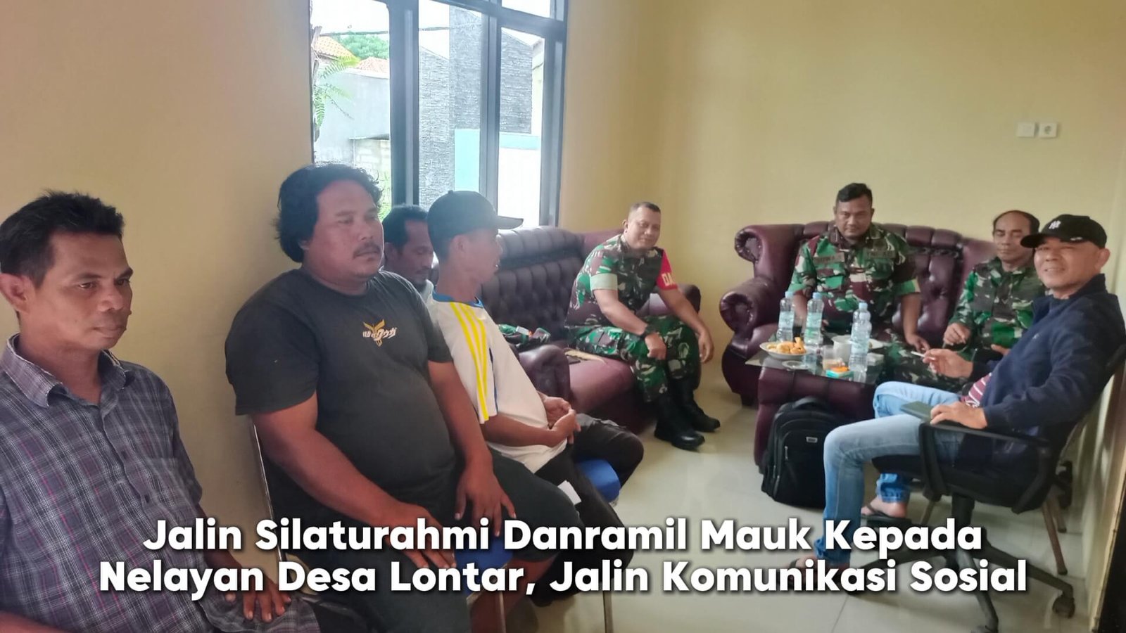 Danramil Mauk Lakukan Komunikasi Sosial kepada Nelayan Desa Lontar