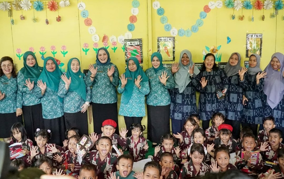 Bupati Labuhanbatu Sambut Kedatangan Tim Supervisi PKK Sumatera Utara