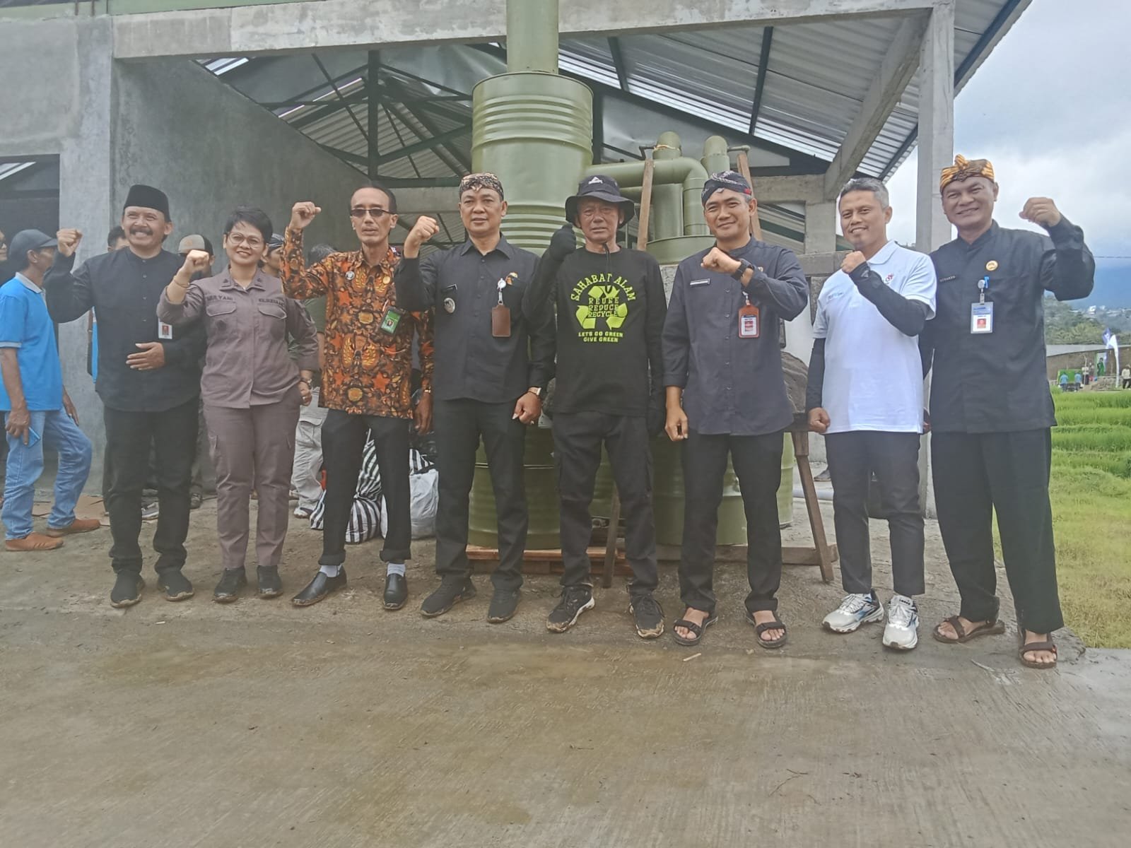 PT Telkom Tanam 10.000 Bibit Pohon Program Konservasi dan Kluster Tanaman Buah-Buahan CSR 2025