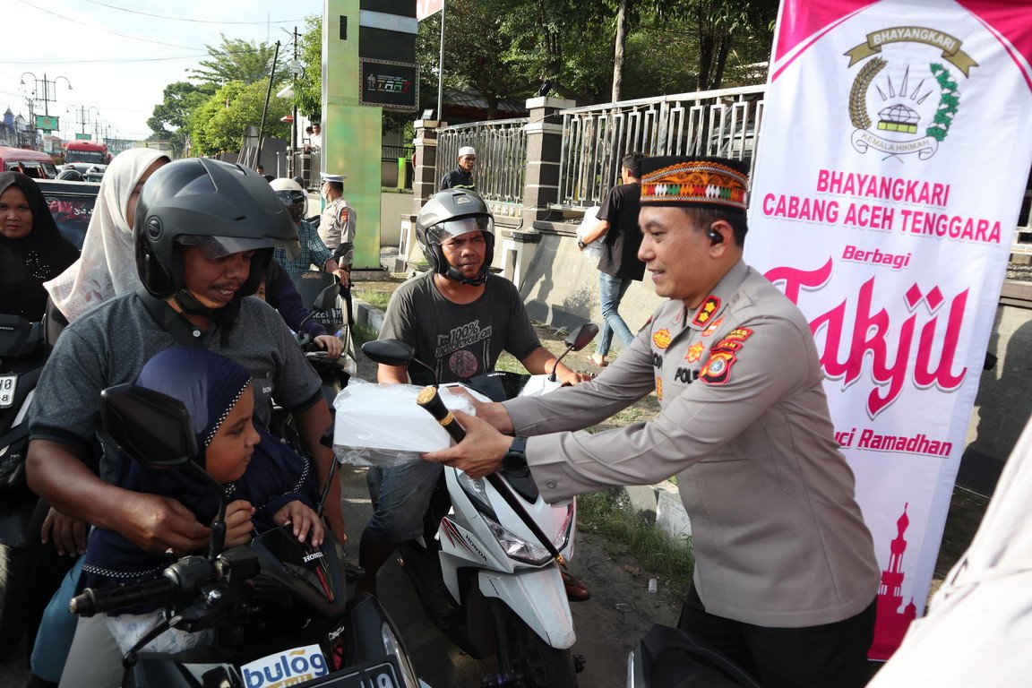 Polres Aceh Tenggara Gelar Silaturahmi Ramadhan dan Pembagian Takjil kepada Masyarakat