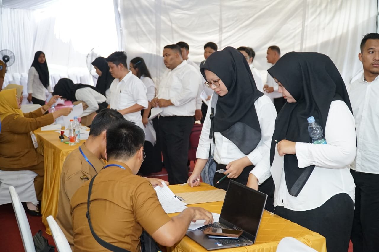 716 Peserta Ikuti Ujian CPNS, PJS Bupati Labuhanbatu Berpesan Jaga Konsentrasi
