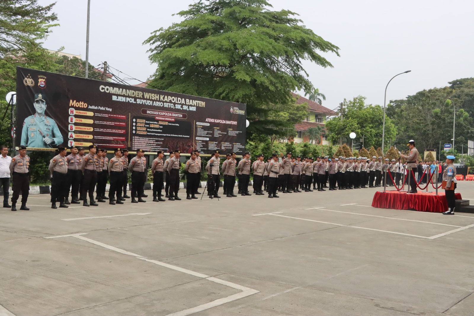 Kapolresta Tangerang Pimpin Apel Gelar Pasukan Pengamanan Malam Takbir Idul Adha 1446 H