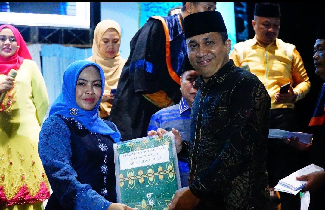 Bupati Labuhanbatu Secara Resmi Menutup MTQH ke 54 Dan FSQ ke 39