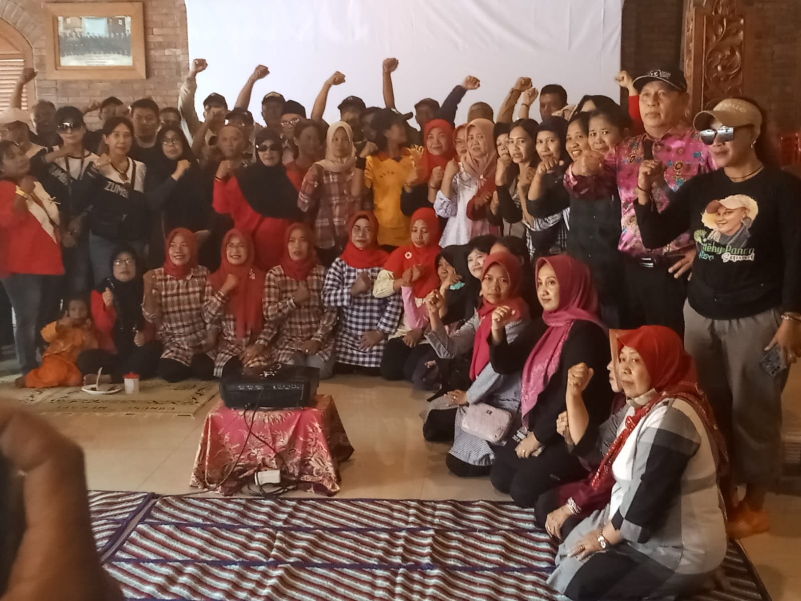 Gelar Nonton Bareng Prosesi Pelantikan Kepala Daerah Karanganyar Terpilih Difasilitasi Diskominfo Karanganyar