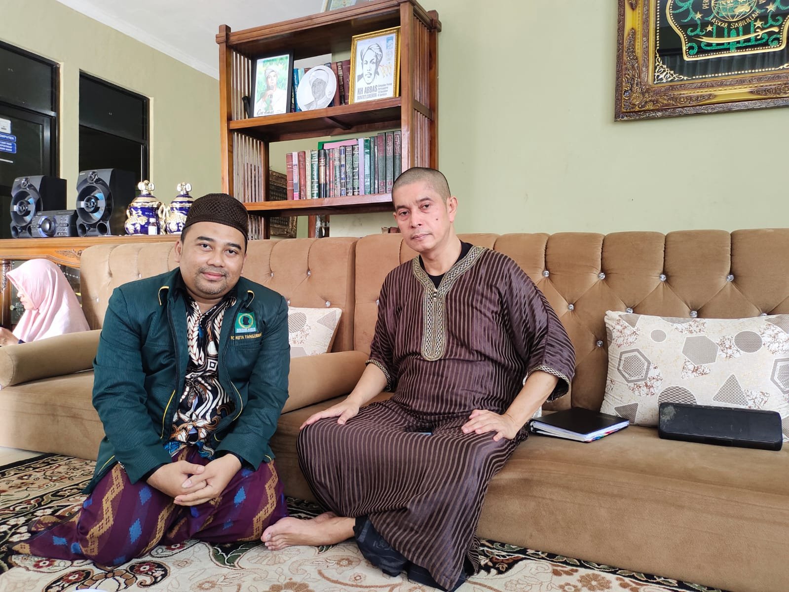 Tidak Lupakan Jasa Ulama, Anjangsana Dosen STISNU Nusantara Tangerang ke Cucu Pejuang NU di Buntet Cirebon