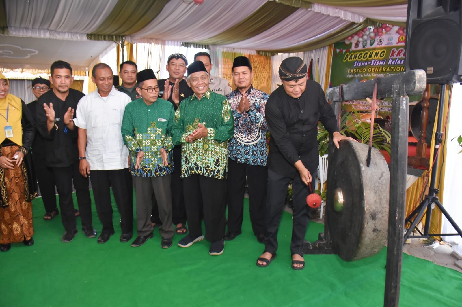 Milad SDIT Jumapolo, Bupati Karanganyar Sarankan Para Pendidik Terus Tingkatkan Kualitas Pendidikan