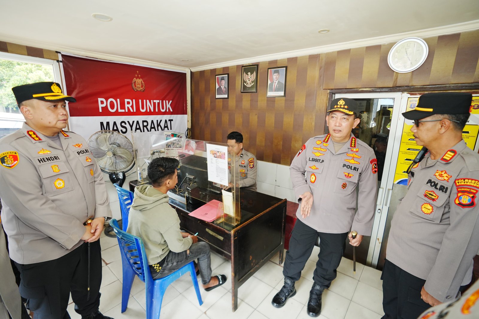 Sidak Polsek Samarinda Kota, Kapolri Tekankan Berantas Premanisme, Optimalkan Pelayanan