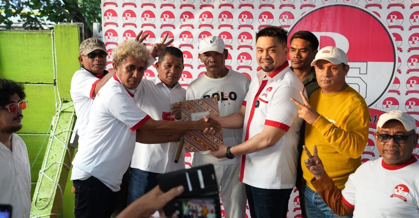 Warga Indonesia Timur di Kota Depok Beri Dukungan ke Prabowo-Gibran