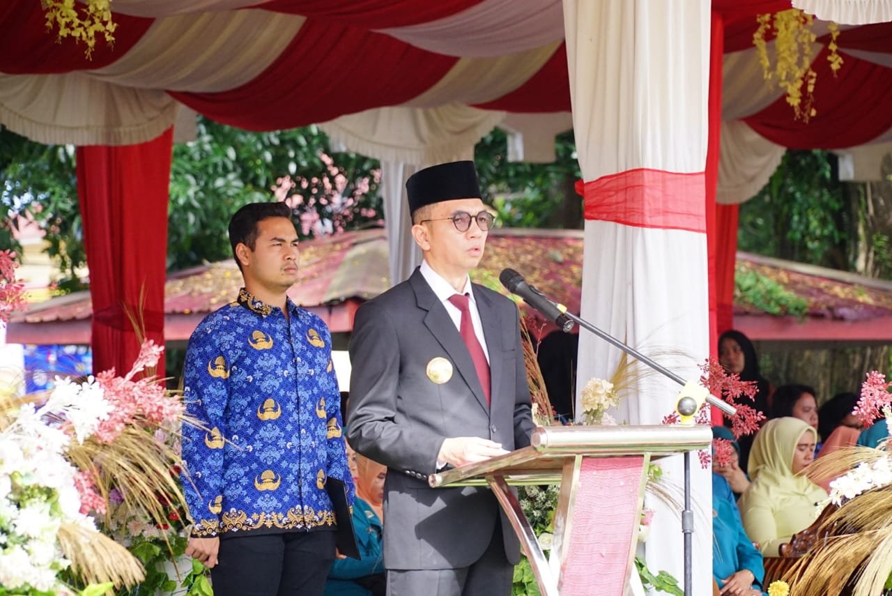 Peringati Hari Sumpah Pemuda ke 96 Tahun, Pjs Bupati Labuhanbatu Jadi Inspektur Upacara