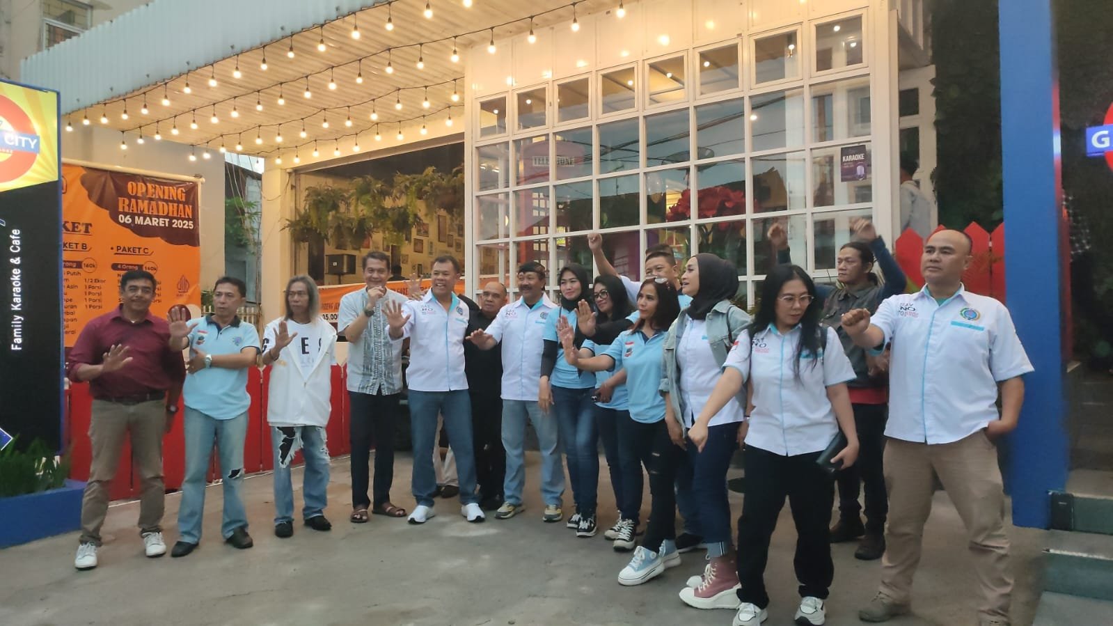 DPP BP3N dan Garden City Family Karaoke and Resto Berbagi Takjil di Penghujung Bulan Ramadhan