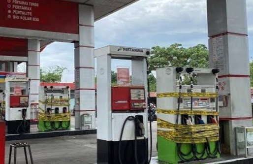 Terkait Praktik Kecurangan BBM, Kemendag Bersama Polri Segel SPBU Pertamina di Jalan Alternatif Sentul Bogor