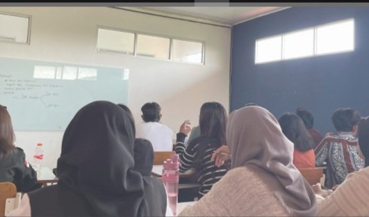 Tugas yang Tak Pernah Sampai Meja Dosen