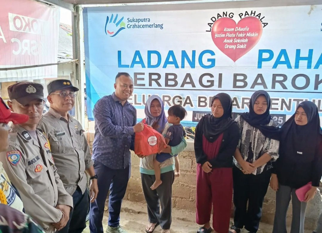 Sentul City Salurkan Bantuan untuk Korban Banjir di Desa Cijayanti, Babakan Madang