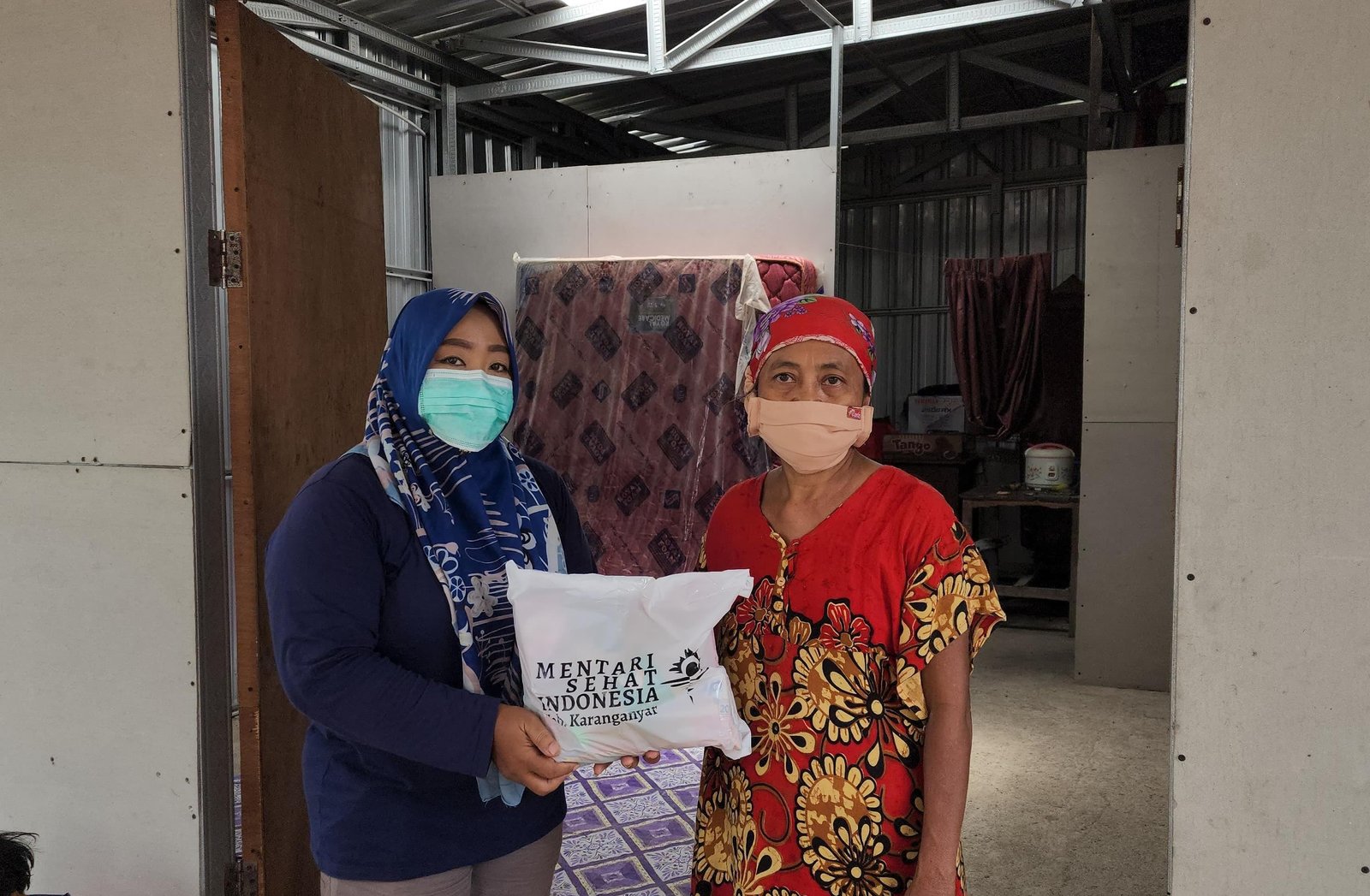 Momen Ramadhan Suci, MSI Berbagai Kepada 100 Pasien TBC