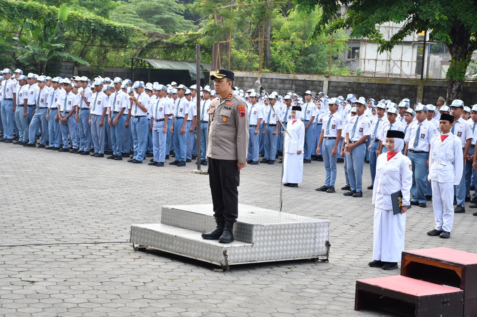 Menjadi Irup Upacara Bendera, Kapolres Adik-Adik Pelajar Adalah Sumber Daya Paling Berharga Untuk Negara