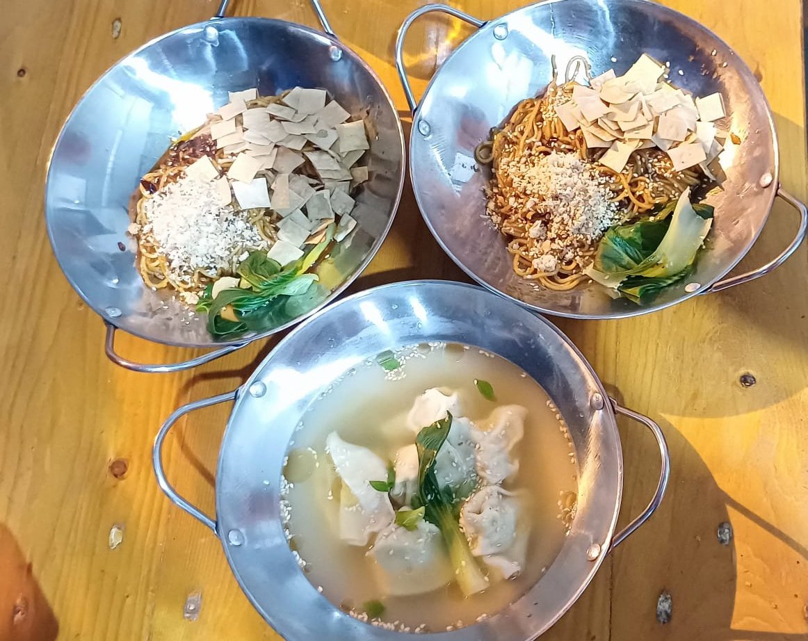 Nongkrong Makin Seru Dengan Cita Rasa Otentik di Mie Hongkong – Bogor Punya!