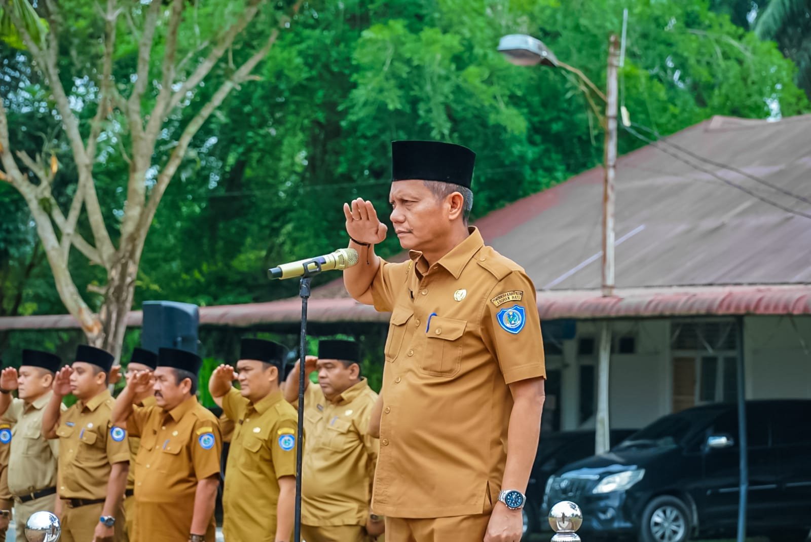 Pimpin Apel, Asisten I :Mari Tingkatkan Kesadaran, Kekompakan dan Kesiapan dalam Menghadapi Berbagai Bencana