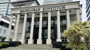 Bukan Sekedar Dikalahkan MK