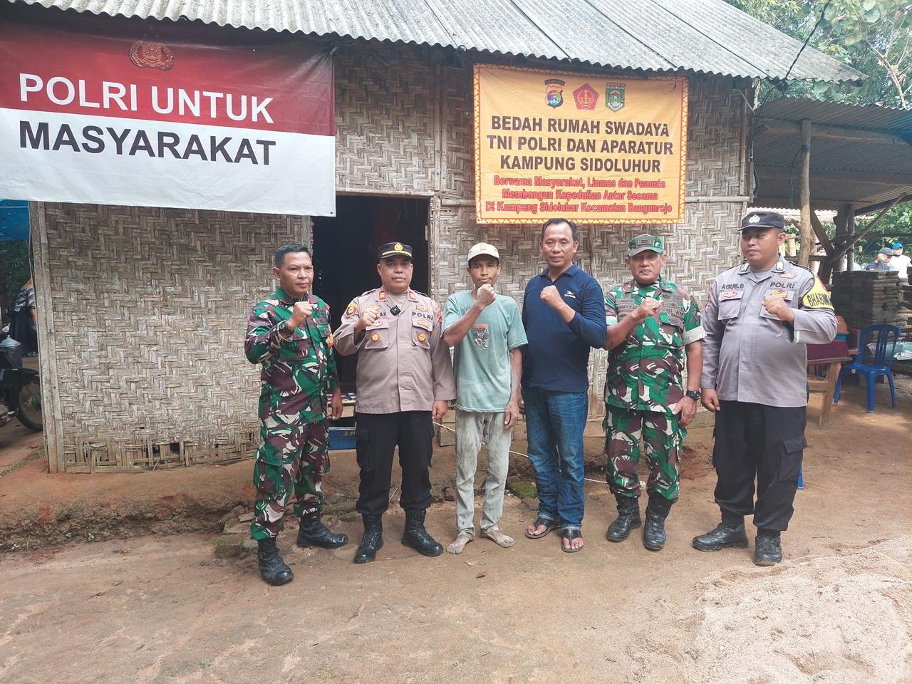 Rumah Reyot Diganti Harapan Baru, TNI-Polri dan Warga Bangun Tempat Tinggal Layak untuk Keluarga Buruh