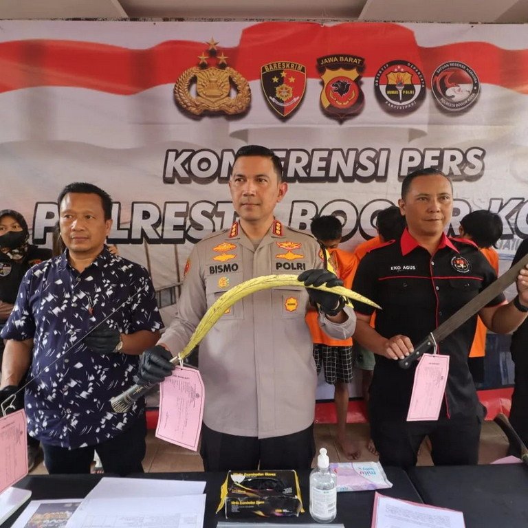 Hendak Tawuran, Remaja Bersajam Berhasil di Tangkap Polresta Bogor Kota