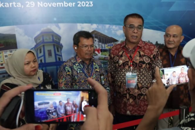 Bupati Madina Terima Alih Status Aset Pasarbaru Panyabungan dari Kementerian PUPR