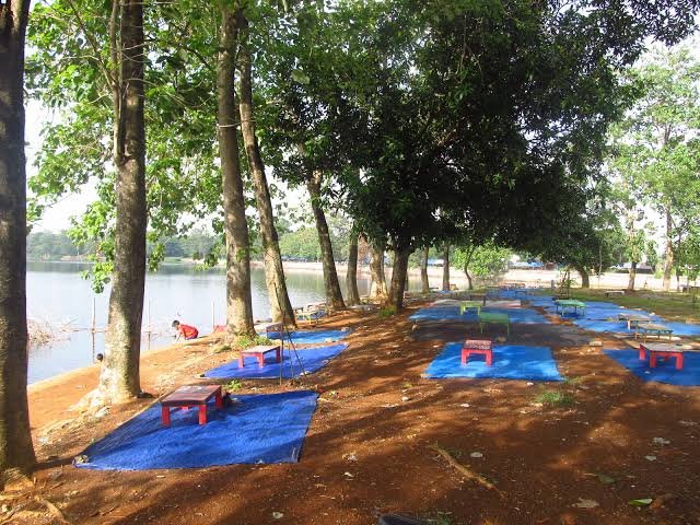 Setu Cikaret Cibinong Bogor: Pesona Danau yang Menenangkan Cocok Untuk Ngadem