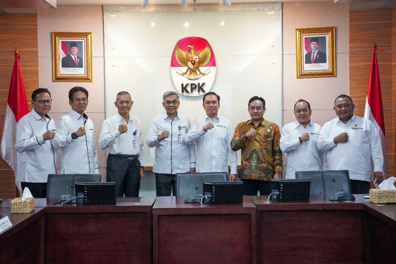 Perbarui Nota Kesepahaman, KPK dan KPPU Sepakat Perkuat Kerja Sama Pencegahan Korupsi