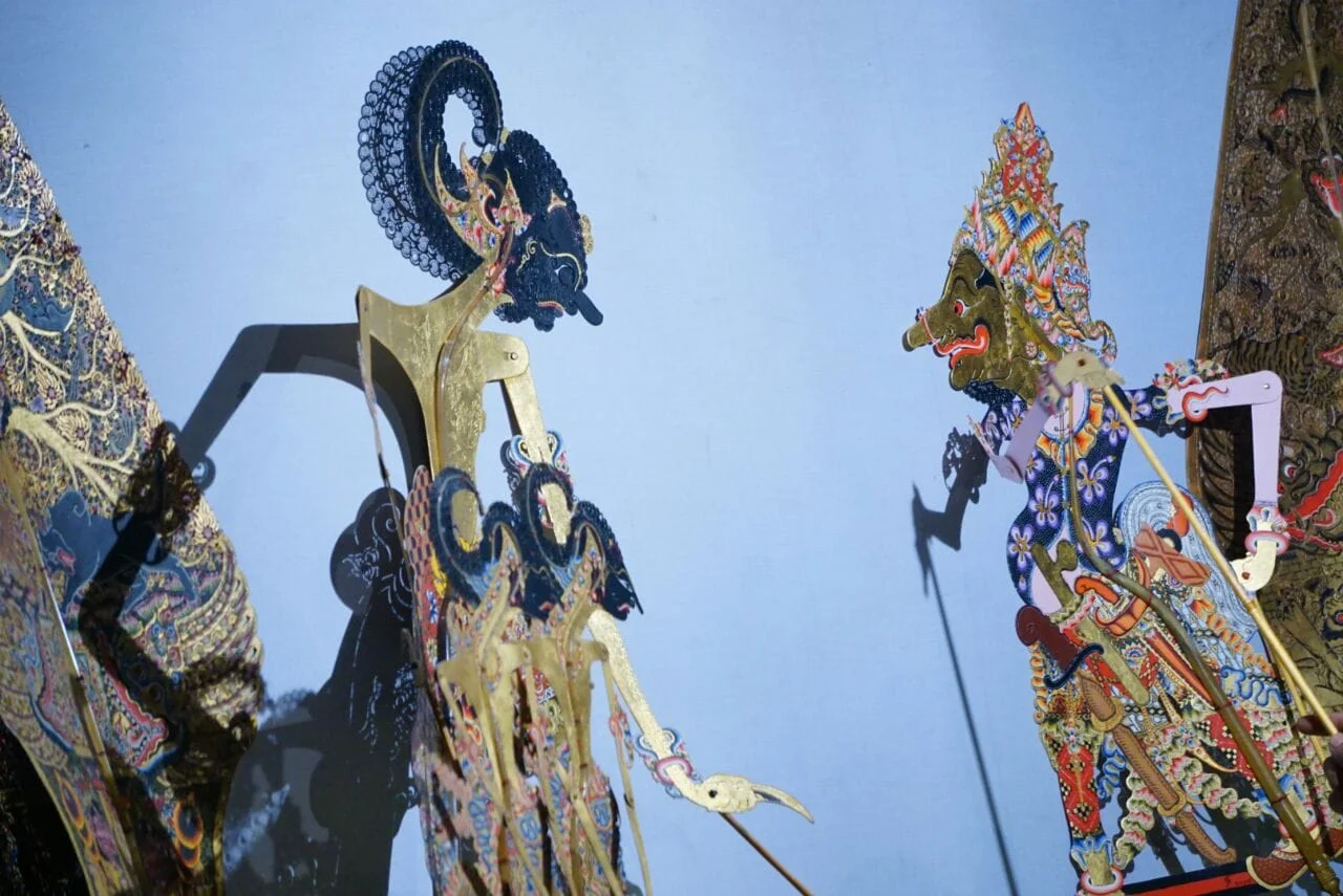 Bagaikan kisah pewayangan Petruk versus Bathara Guru, Siapa yang Bohong