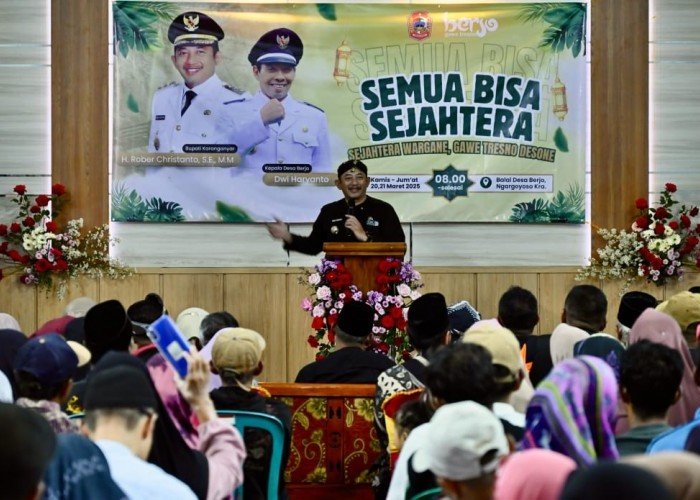 Pemerintah Desa Berjo Bagikan THR untuk Warganya, Bupati Karanganyar Apresiasi Pemdes Berjo