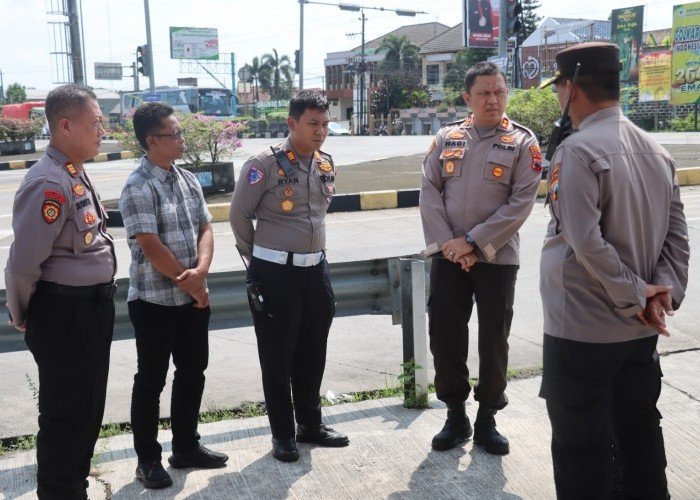 Kapolres Karanganyar Pimpin Langsung Pengecekan Lokasi Rencana Pos Pam Exit Tol Ops Ketupat Candi 2025