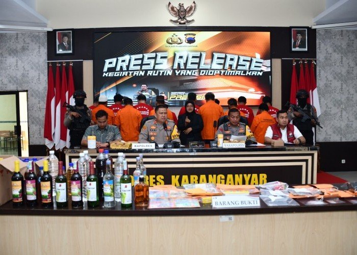 Kapolres Karanganyar Pimpin Press Release Kegiatan Rutin yang Ditingkatkan Selama Sebulan Menjelang Ramadhan