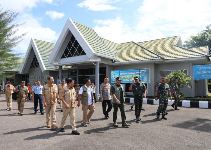 Kepala BNPB Lakukan Patroli di Langit Kalbar