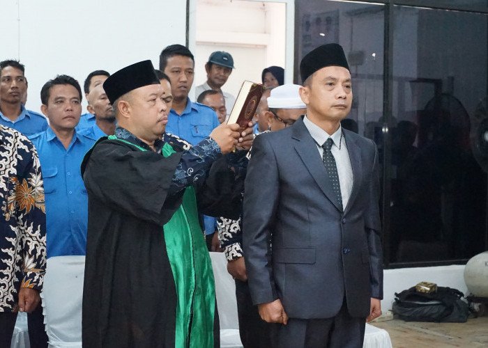 Direktur Pudam Tirta Bina Labuhanbatu di Lantik Plt. Bupati 