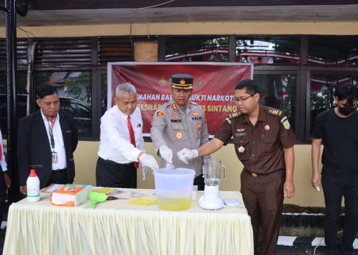 Pengungkapan Kasus Narkotika di Wilayah Hukum Polres Sintang Sekaligus Pemusnahan Barang Bukti Narkoba