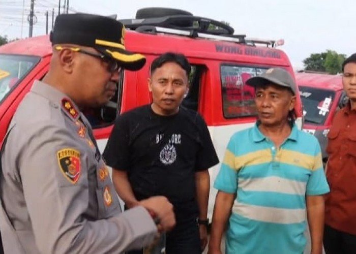 Pastikan Tidak ada Pungli dan Premanisme, Kapolres Serang Sidak ke Terminal Nikomas