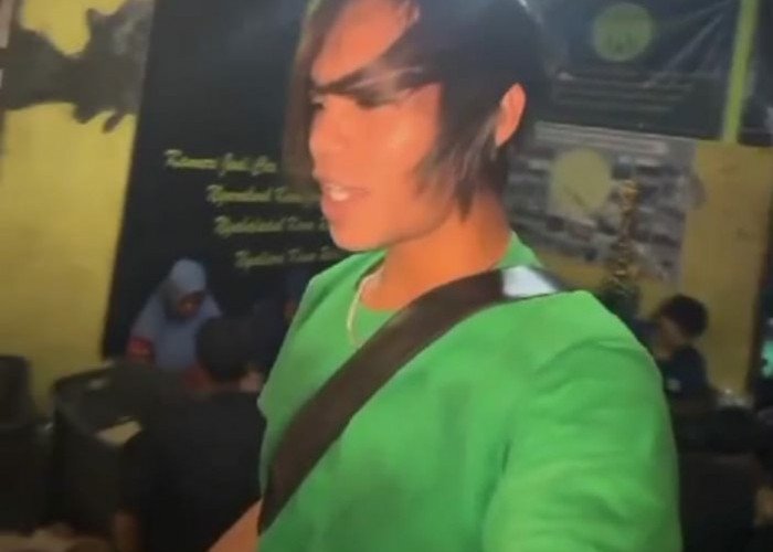 Rohmat Kurniawan Si Komat Dari Garut Jawa Barat: Bukan Saingan Kangen Band