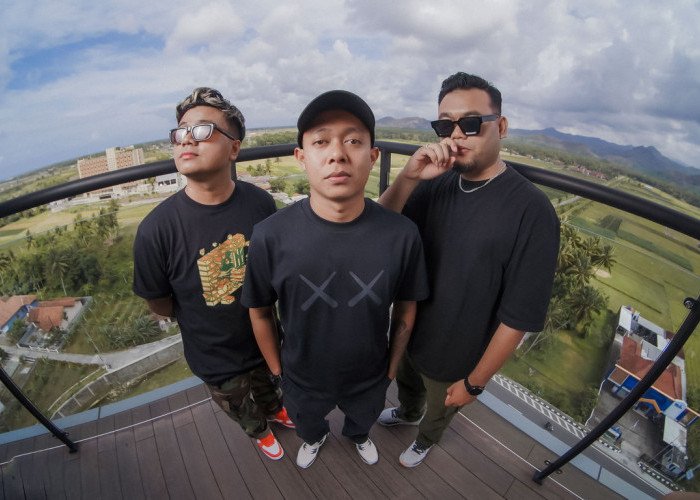 KARNAMEREKA Merilis “AYAH” Sebagai Single ke-7 Untuk Album Fortune