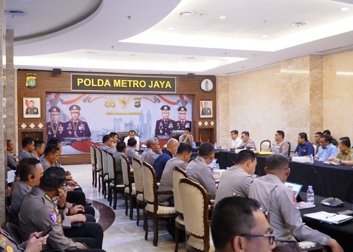 Kapolda Metro Gelar Rakor, Pastikan Peringatan Hari Buruh Berjalan Lancar dan Aman