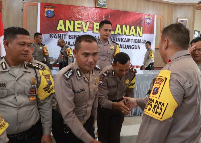 Kapolres Simalungun Pimpin ANEV Bulanan Kanit Binmas dan Bhabinkamtibmas