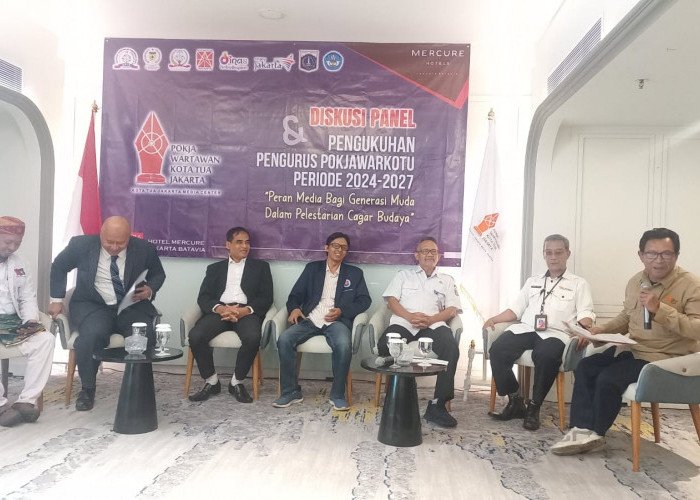 Harun Ketum PWOIN Hadiri Diskusi Panel Pokjawarkotu