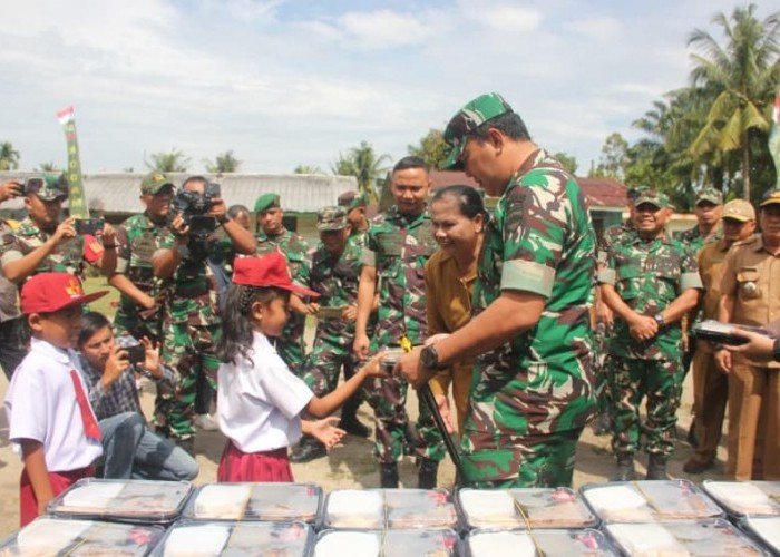 Wujudkan Anak Sehat dan Cerdas, Korem 022/PT Gelar Program Makan Sehat Bergizi di Simalungun