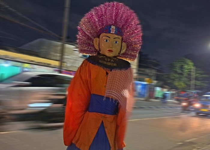 Dilema Ondel-Ondel: Pelestarian Budaya atau Gangguan Ketertiban?