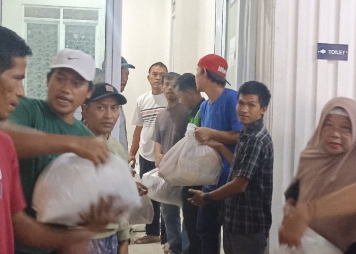 Yayasan Boash Mustahidin Al Ayubi Bagikan 13.000 Paket Sembako untuk Warga Menjelang Idul Fitri