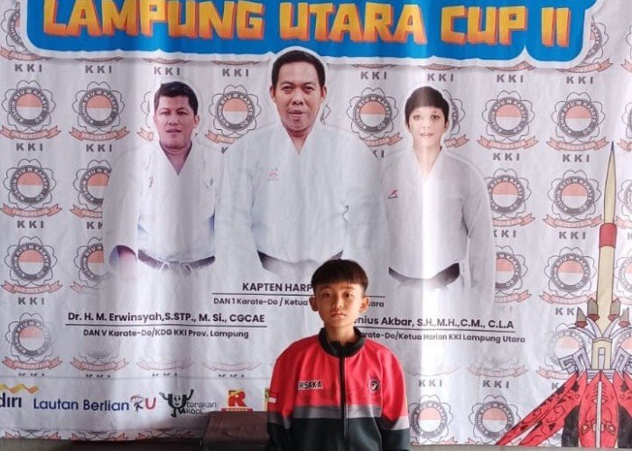 Arsaka, Siswa SD Al-Kautsar Raih Medali Perak Kejurda Karate