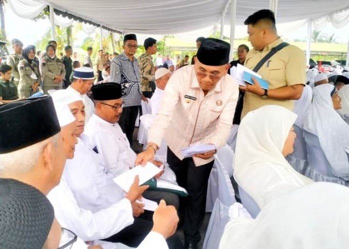 Bupati Simalungun dan Forkopimda Tepung Tawari 212 Jamaah Calhaj/Hajjah