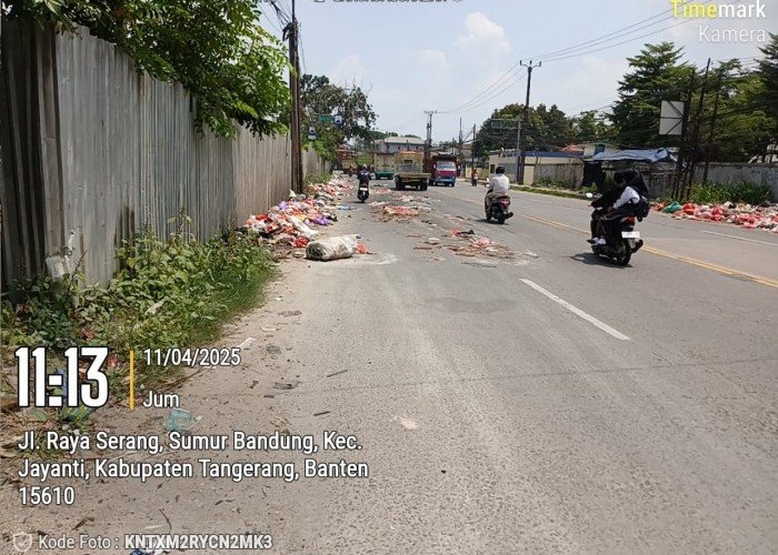 Sampah Berserakan ke Badan Jalan Raya, UPTD 2 Balaraja Seakan Tutup Mata