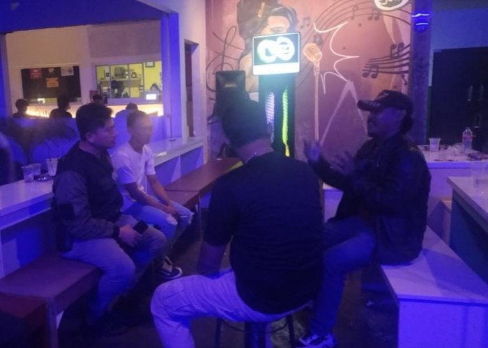Masyarakat Resah Diduga Kafe Soca Cisoka Sediakan Minuman Beralkohol Jeni Q'RO Anggur Hijau