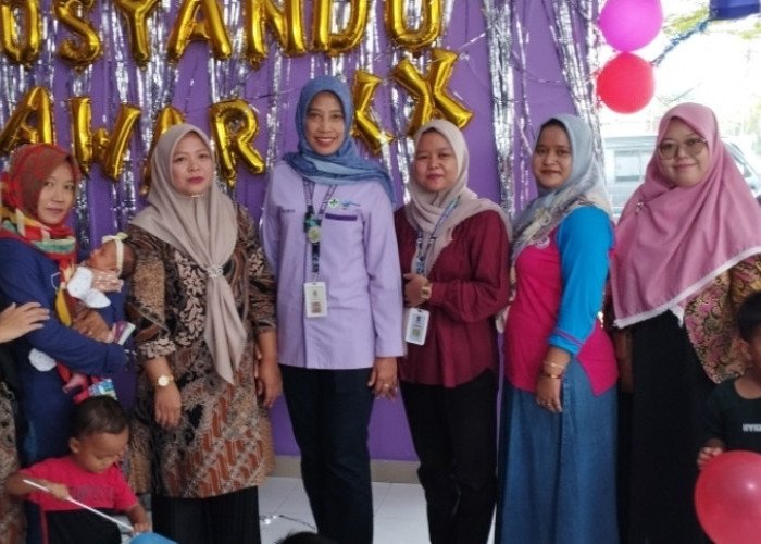 Gerebek Posyandu Di Perumahan Cluster Pesona Parahyangan Posyandu Mawar XX RW 021 Desa Sukamantri